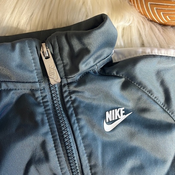 Nike baby full zip track jacket - Picture 4 of 6